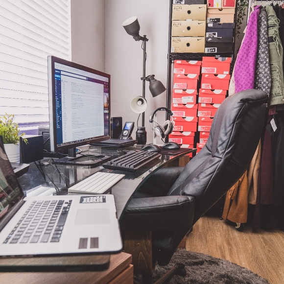 Meet your posher, Jase - Picture 8 of 8